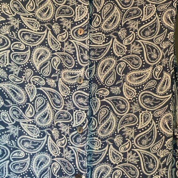 3 for $30! H&M blue paisley patterned dress. Size 4 - Picture 8 of 9